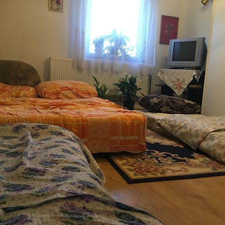 Lady Margit'S Room Сомбатгей Екстер'єр фото